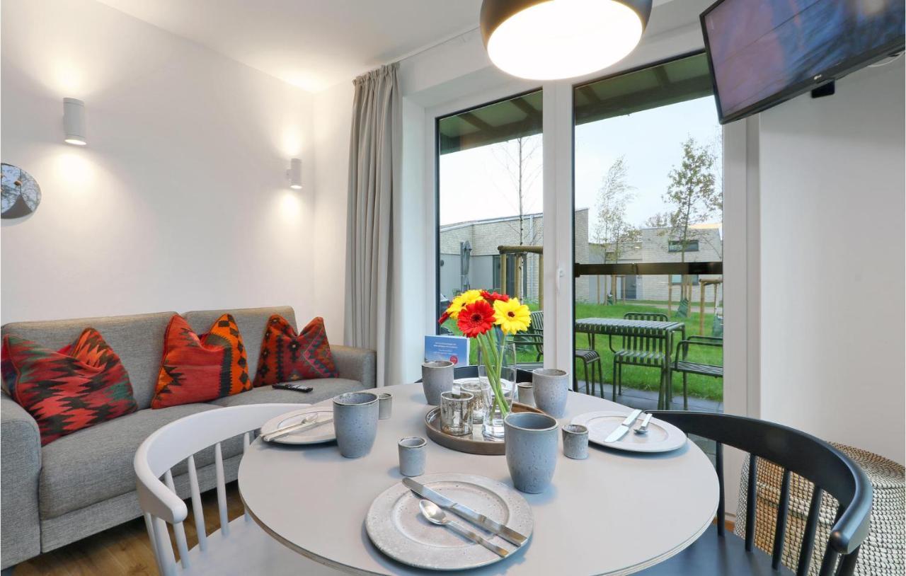 Amazing apartment in Lembruch-Dmmer See with 2 Bedrooms&WiFi Buitenkant foto